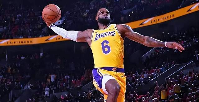 湖人更新战马刺伤病报告：斯玛特伤愈复出，克勒贝尔出战成疑